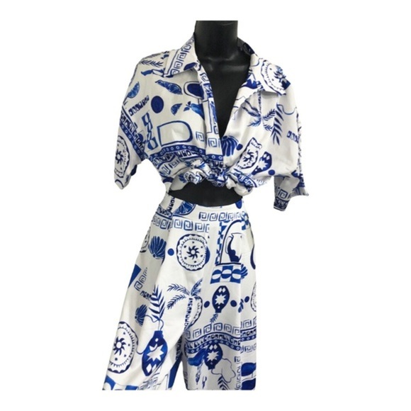Blue white satin effect multi print buttoned down shirt & pants 2pc set size  M‎ - Picture 4 of 17